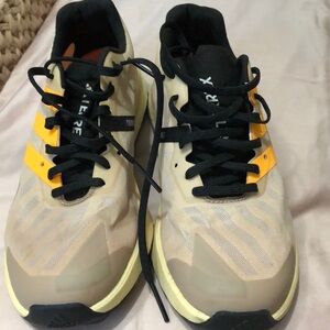 Continental Terrex 240 running shoes